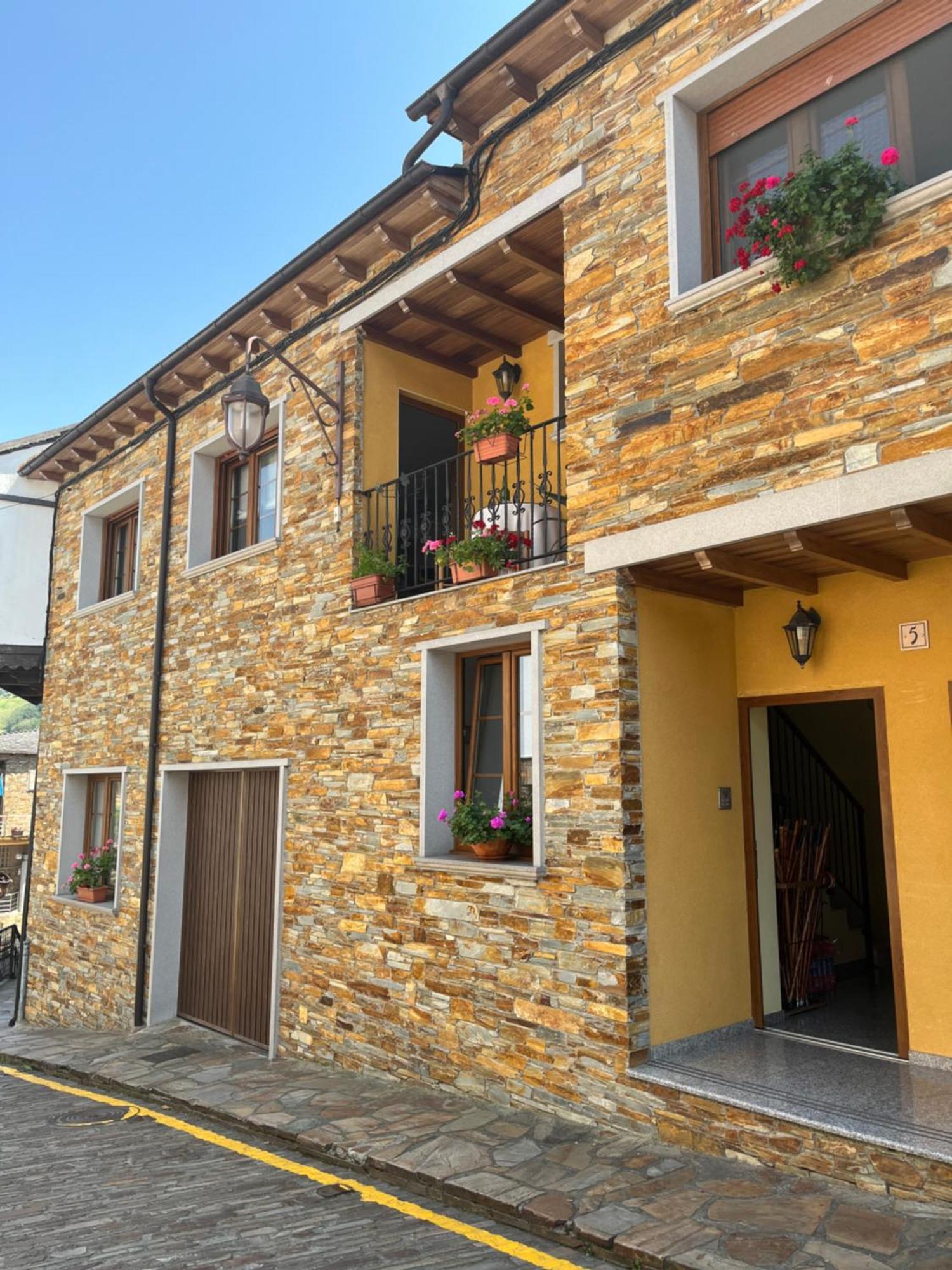 Ferienwohnung A Xanuca Taramundi Exterior foto